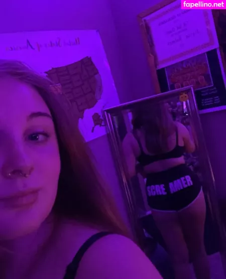 Alyssaholmes6969 OnlyFans Thumbnail #DUwUFDMqjI