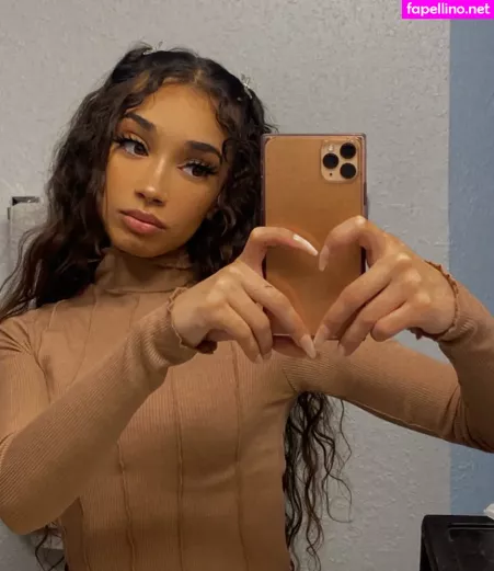 Alyssaleaasmr OnlyFans Thumbnail #crwcFoMj96