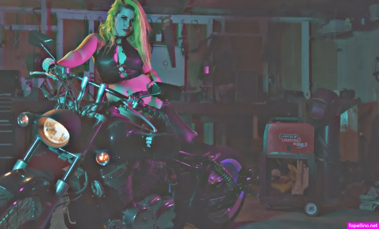 Alysswinkler OnlyFans Thumbnail #kGRhi2MPoK