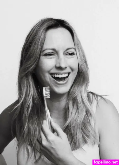 Alyxlibbycomedy OnlyFans Thumbnail #xFSiEnUe62