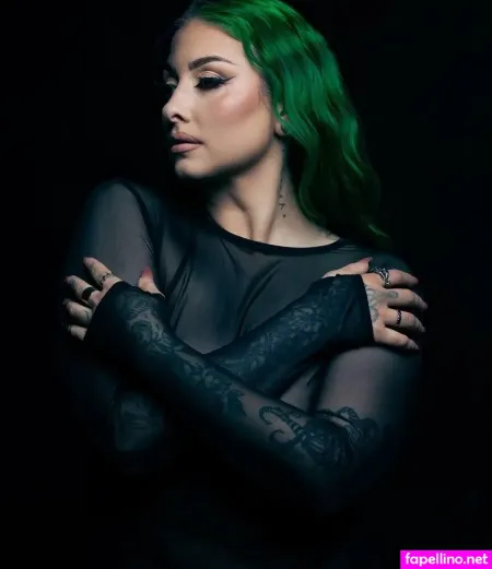 Alyxx OnlyFans Thumbnail #r1OFTbd63G