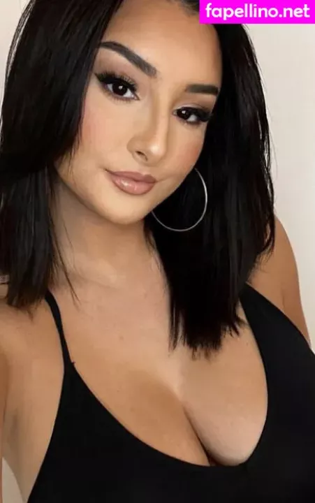 Am Hailil OnlyFans Thumbnail #t1d73kFET3