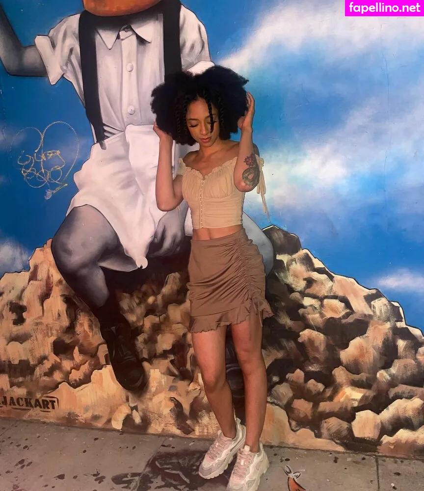 theamalaekpunobi Nude Leaked OnlyFans Photo #4X7Iq9eGun