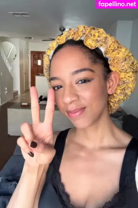 Amala Ekpunobi OnlyFans Thumbnail #DyfkC4jzyc