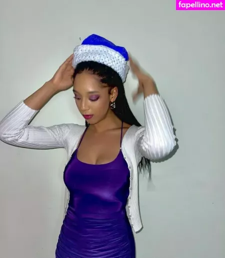 Amala Ekpunobi OnlyFans Thumbnail #uGdW1THOdE