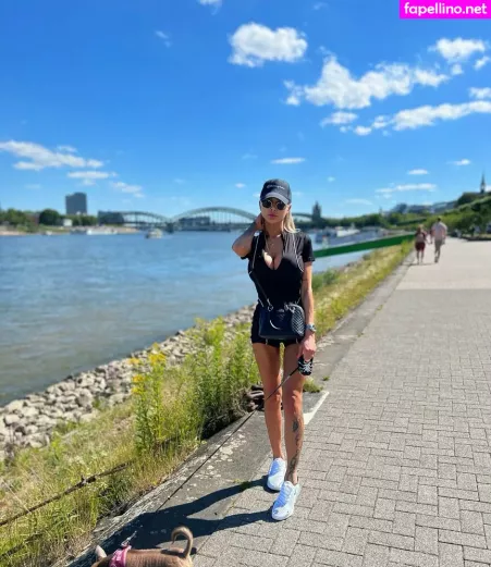 Amalia Yildirim OnlyFans Thumbnail #1ZuzmFljj4