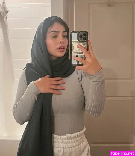 Amanamalk1 OnlyFans Thumbnail #F2A6Wqc9VB