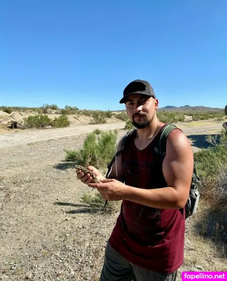 Amanbeingaman OnlyFans Thumbnail #Eo0k3ESnAV