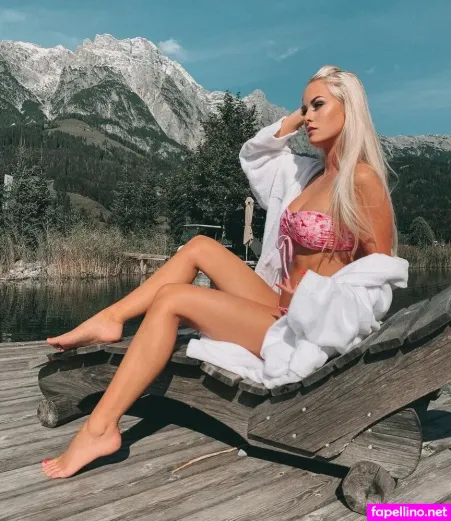 Amanda Blumenschein OnlyFans Thumbnail #28yP7vpSvd