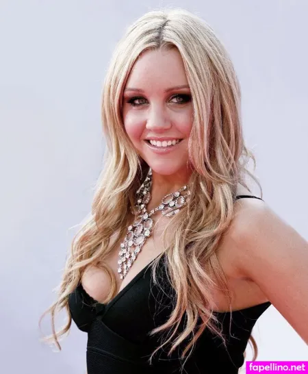 Amanda Bynes OnlyFans Thumbnail #A7VCSsGIeN