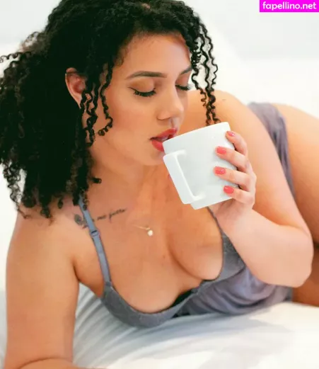 Amanda Carvalho OnlyFans Thumbnail #44Br0Nf077
