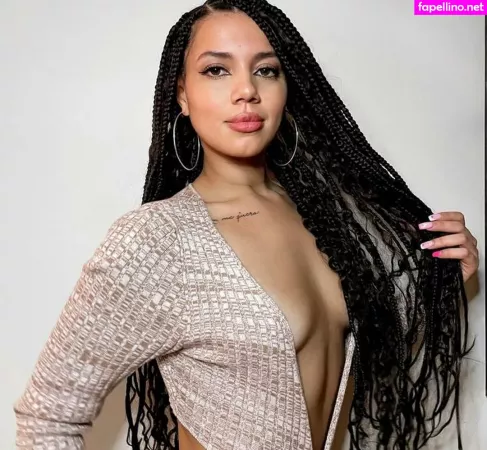 Amanda Carvalho OnlyFans Thumbnail #mtPleSzuVh