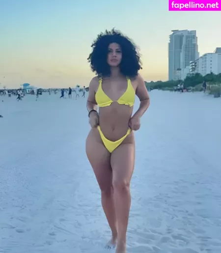 Amanda Carvalho OnlyFans Thumbnail #pQAvncgGiY