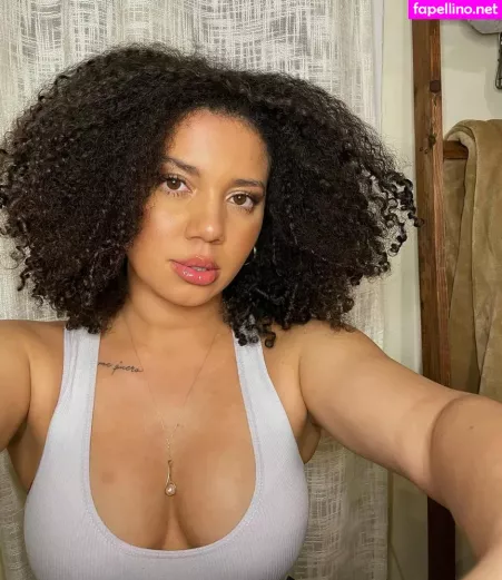 Amanda Carvalinda OnlyFans Thumbnail #epiHI2oG4V