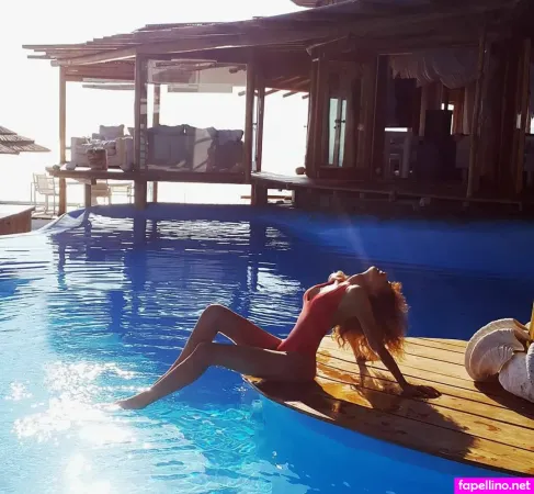Amanda Chrishell OnlyFans Thumbnail #LflPSP68p9