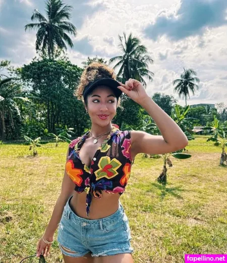 Amanda Ciss OnlyFans Thumbnail #n2f4Y4Ust9