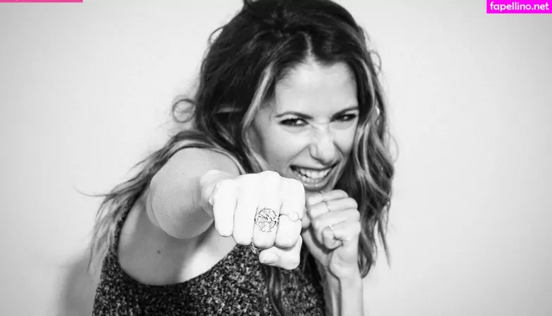 Amanda Crew OnlyFans Thumbnail #peppOFlBHH