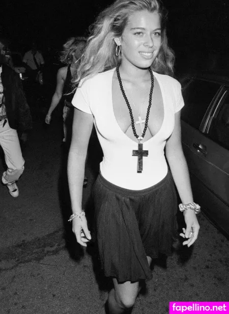 Amanda De Cadenet OnlyFans Thumbnail #hRNvoIsSDQ