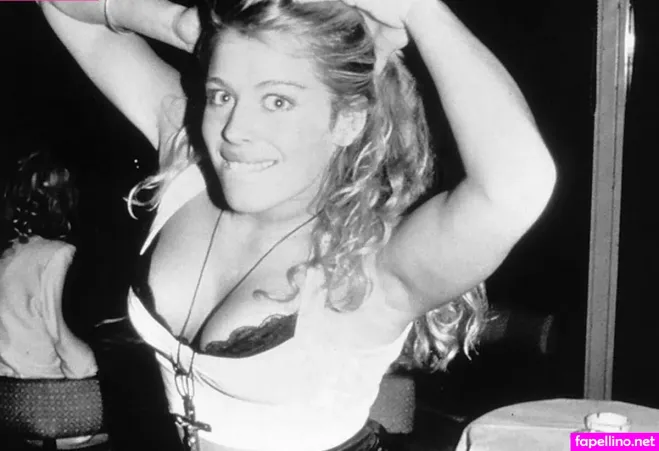 Amanda De Cadenet OnlyFans Thumbnail #zp6n0AeNWK