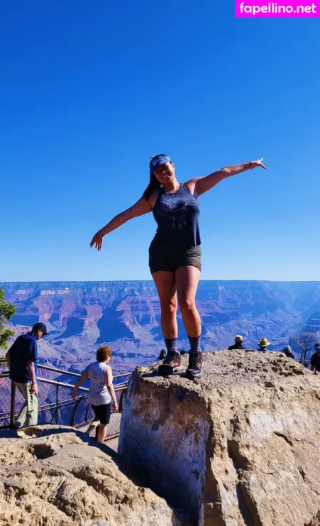 Amanda F OnlyFans Thumbnail #UzzaOFSW40