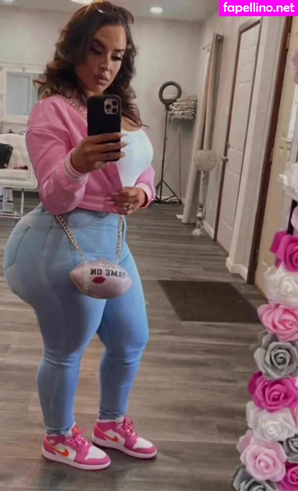 Mamisita22, Mamisita29, amanda_garcia Nude Leaked OnlyFans Photo #5TNToVES4j