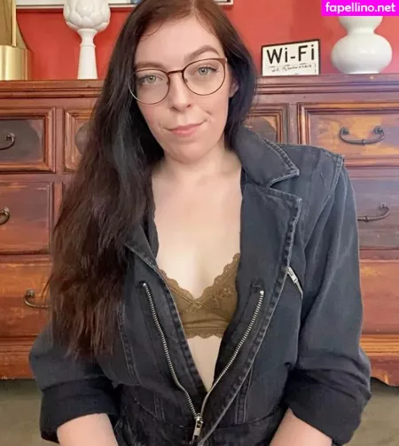 Amanda Golka OnlyFans Thumbnail #qkyOvZeAx5