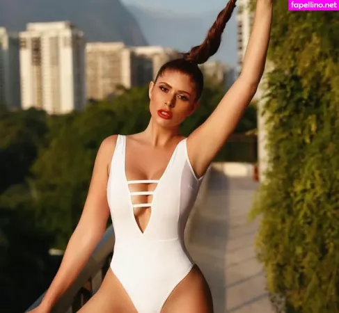 Amanda Gontijo OnlyFans Thumbnail #3WpeuKgS7K
