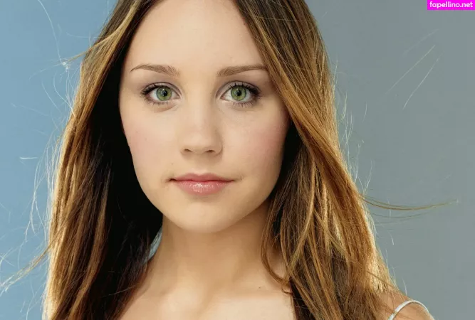 Amanda Laura Bynes OnlyFans Thumbnail #RQ9uBEYwy3