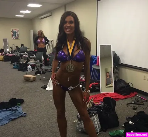 Amanda Lowry 1 OnlyFans Thumbnail #nfoeqQhBat