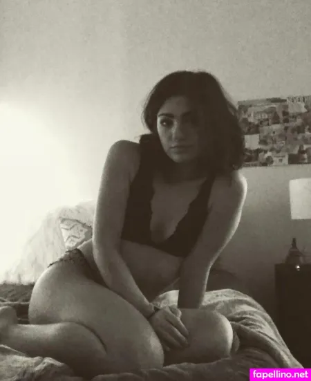 Amanda Marie222 OnlyFans Thumbnail #M01mrmoLHh