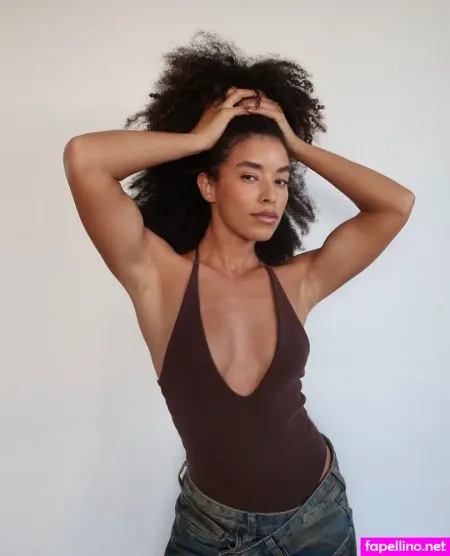 Amanda Mendes OnlyFans Thumbnail #3MtFuqtooS