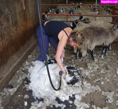 Amanda Owen OnlyFans Thumbnail #mHzLQOVvkG