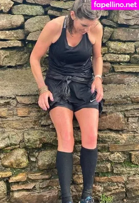 Amanda Owen OnlyFans Thumbnail #r0WFCTUU5y