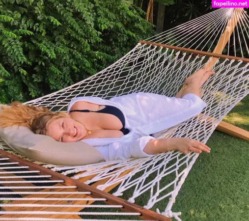 Amanda R OnlyFans Thumbnail #25YN1kFBXb