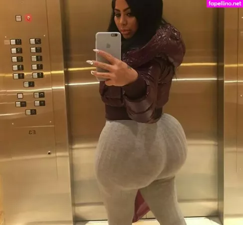 Amanda Rose Teig OnlyFans Thumbnail #q6eKCQmZsD