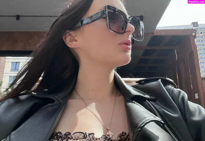 Amanda Savina OnlyFans Thumbnail #0raZzCOl4l