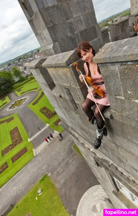 Amanda Shires OnlyFans Thumbnail #1BTeBY7ffa