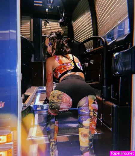 Amanda Shires OnlyFans Thumbnail #9XCs54cOpv