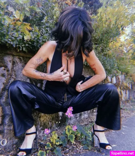 Amanda Shires OnlyFans Thumbnail #DZAD6z06By