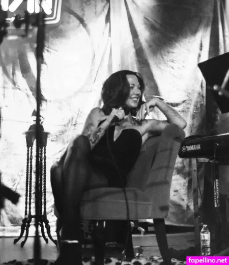 Amanda Shires OnlyFans Thumbnail #h7AoALte8B