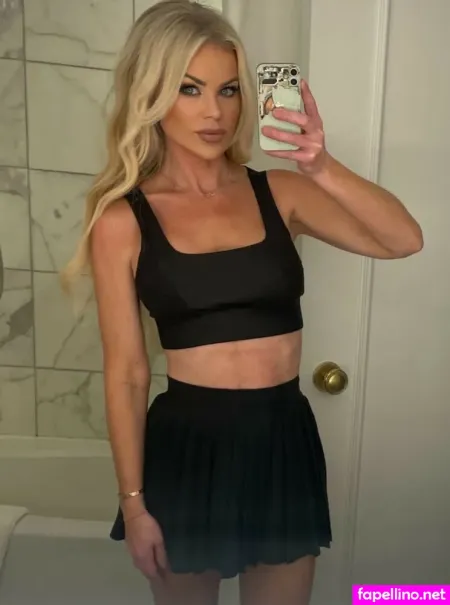 Amanda Sokol OnlyFans Thumbnail #UUm9gtfjWe