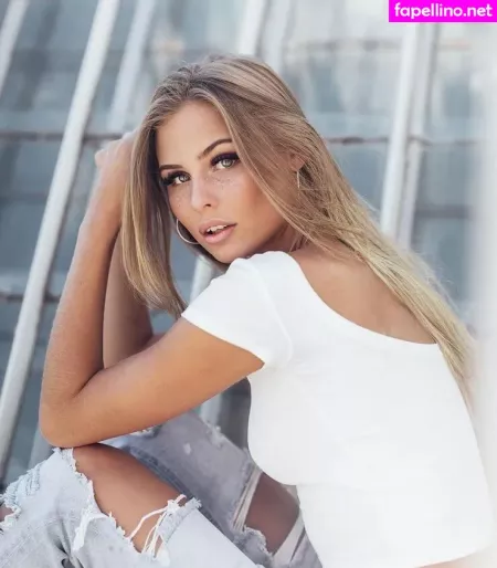 Amanda Strand OnlyFans Thumbnail #KWerKgzysd