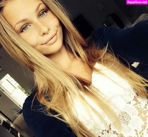 Amanda Strand OnlyFans Thumbnail #Q4KlB5U6hU