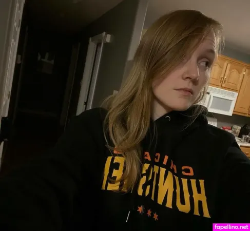 Amanda The Jedi OnlyFans Thumbnail #MUvhN8AIKd