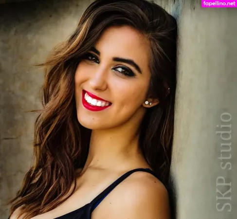 Amanda Thompson OnlyFans Thumbnail #q2aiFI6HPE