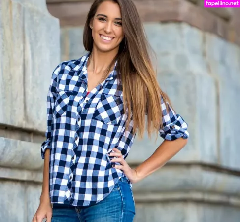 Amanda Thompson OnlyFans Thumbnail #wGXcdP3f6f