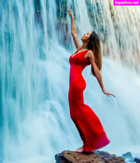 Amanda Thompson OnlyFans Thumbnail #xH1UfJZ0PR