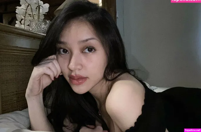 Amanda Zahra OnlyFans Thumbnail #49MzxseZK4