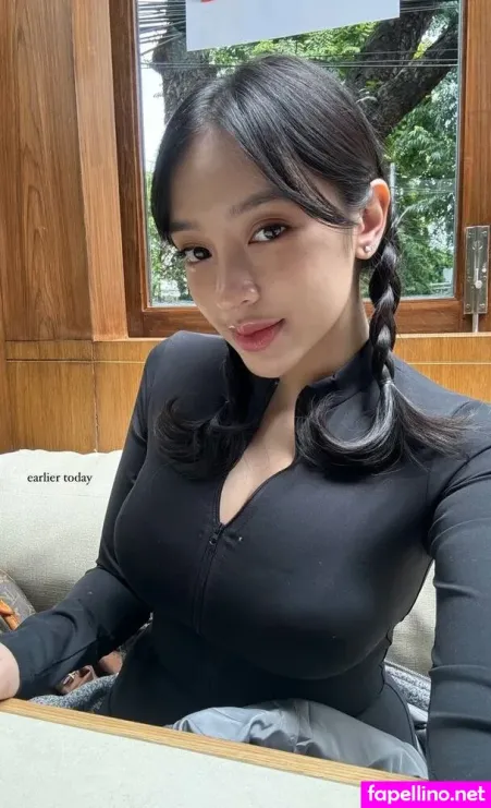 Amanda Zahra OnlyFans Thumbnail #ZxwW3d8R8s