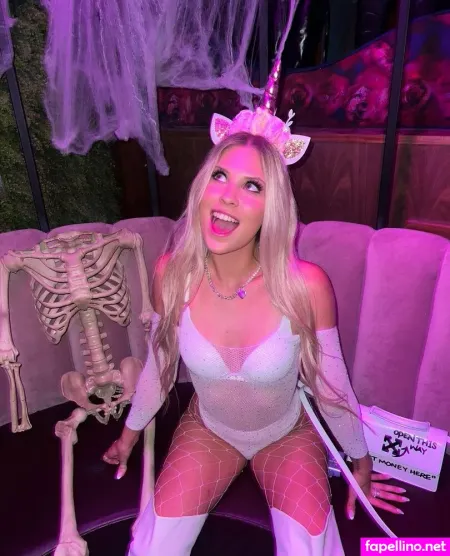 Amandaaa Xoxo OnlyFans Thumbnail #iNeiIKEIsl